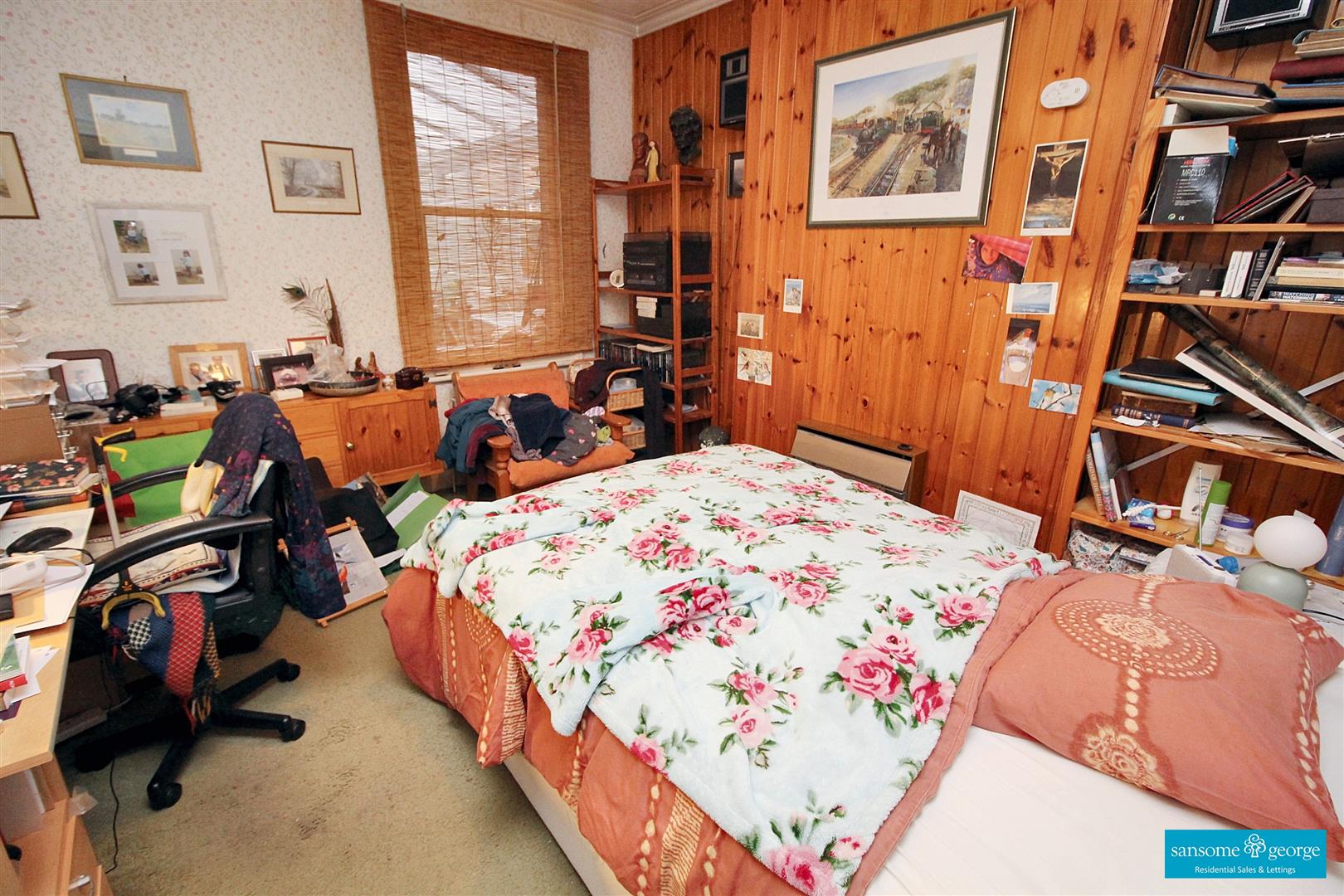 4 bed property in Waverley Road, Reading